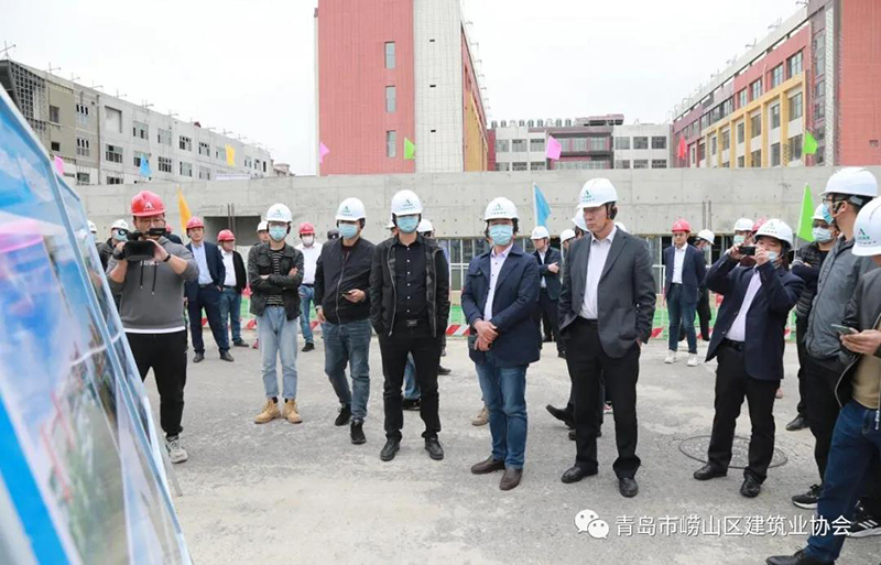 全面推進(jìn)“黨建強(qiáng)、發(fā)展強(qiáng)” 嶗山論建 2021“四新”推廣裝配式建筑交流 觀摩會(huì)成功舉行(圖3) 全面推進(jìn)“黨建強(qiáng)、發(fā)展強(qiáng)” 嶗山論建 2021“四新”推廣裝配式建筑交流 觀摩會(huì)成功舉行(圖3)