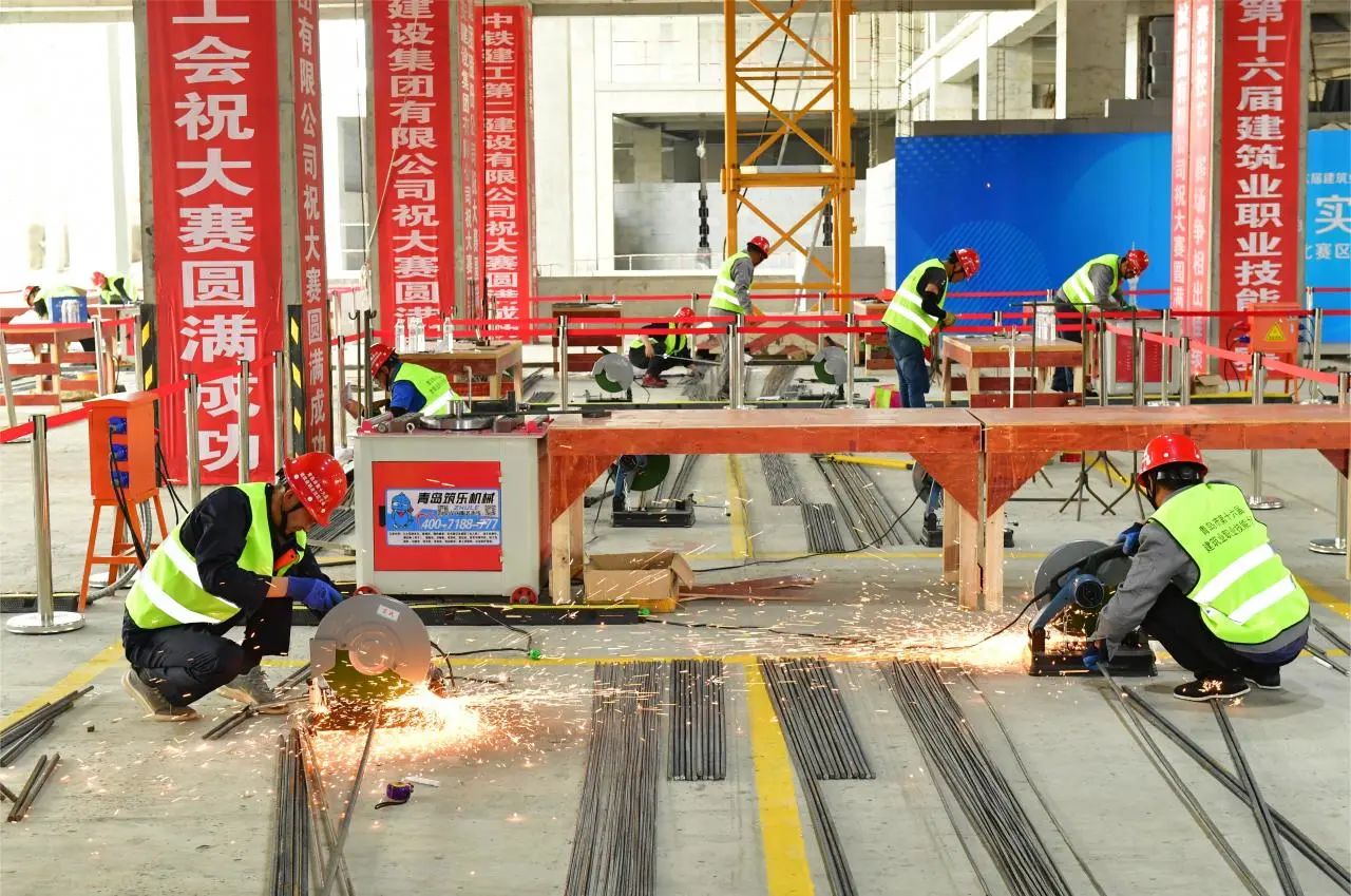 弘揚工匠精神，助推中國創(chuàng)造|中建聯(lián)合協(xié)辦青島市第十六屆建筑業(yè)職業(yè)技能大賽(圖5)